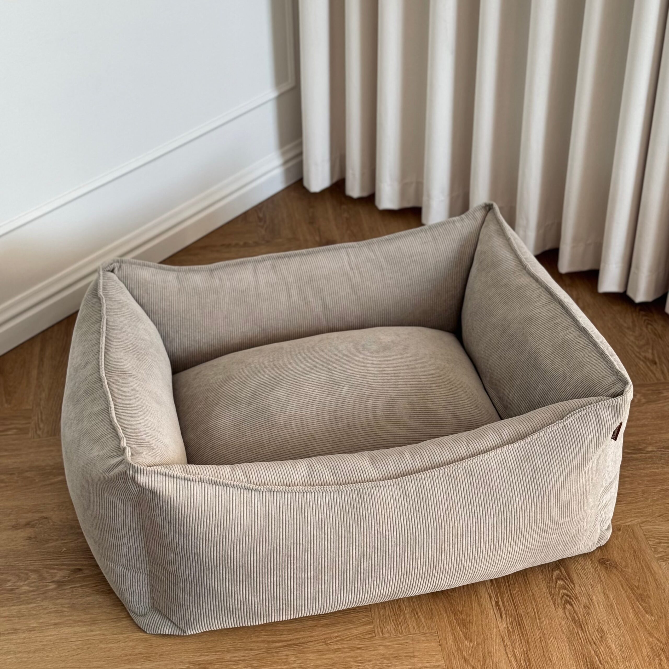Carl Hundekurv Beige Smal Fløjl Medium