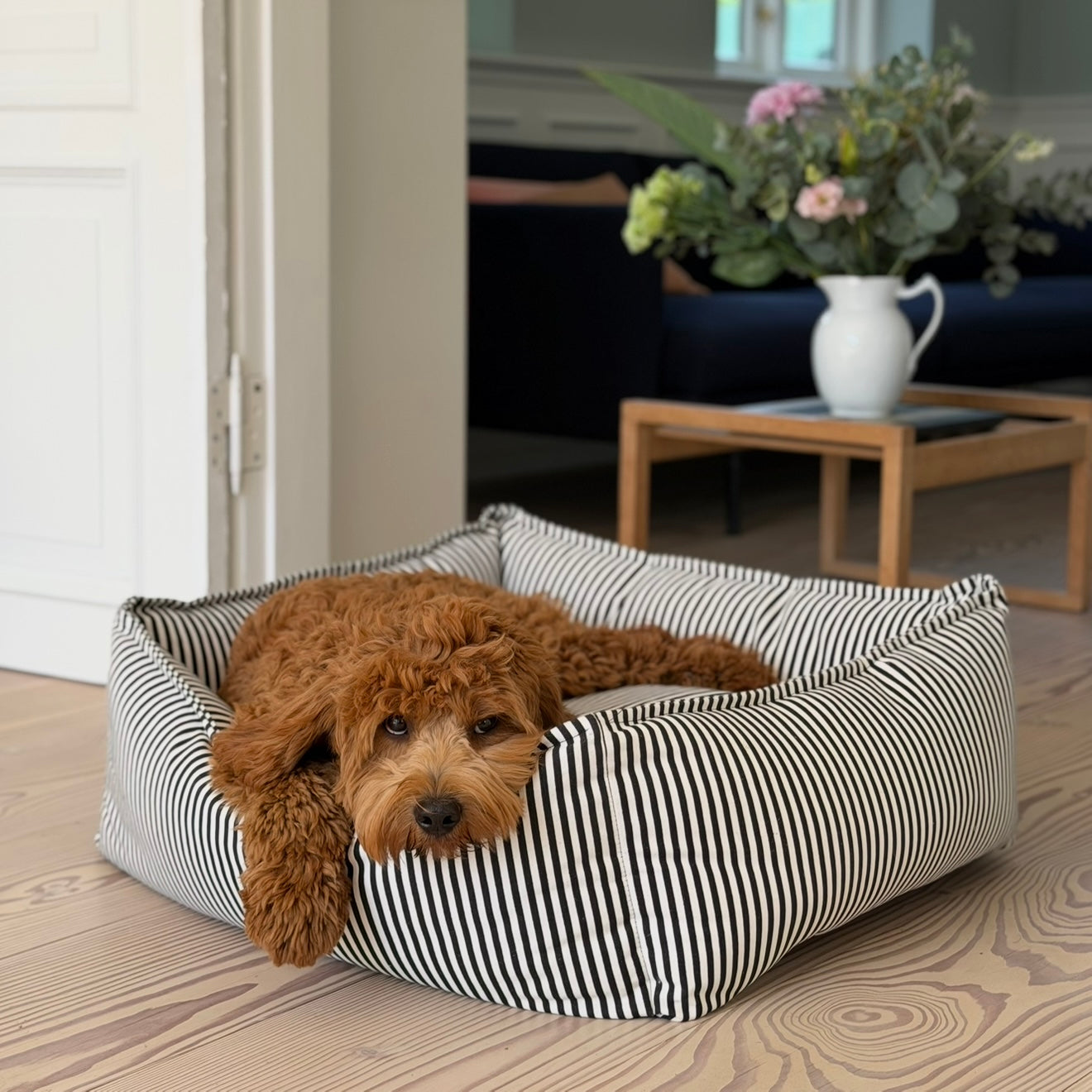 Anna Hundekurven Sort Creme Stribet